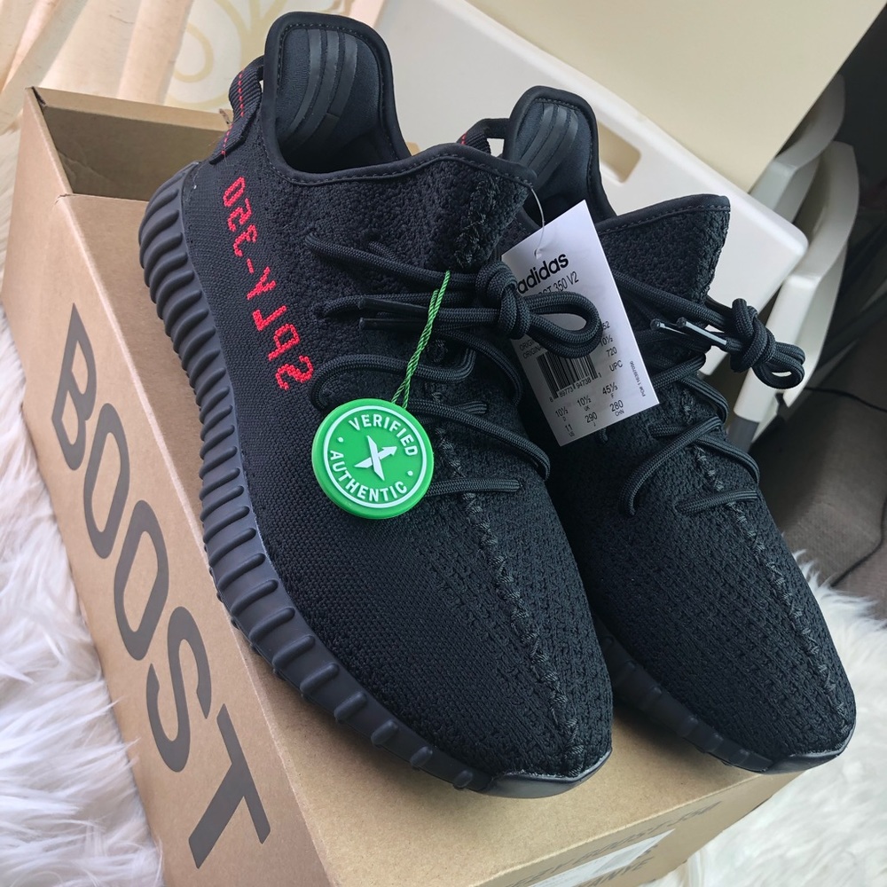 New Adidas Yeezy Boost 350 V2 Core Black size 11